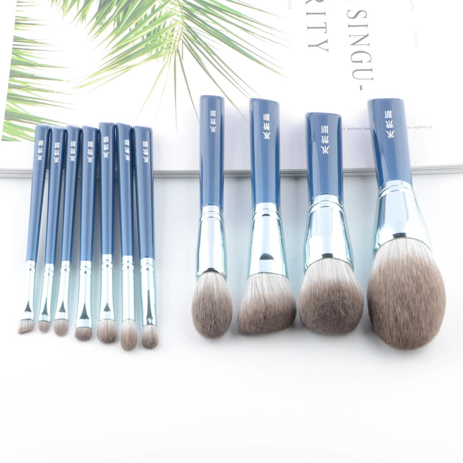 11pcs/Set Blue Professional Makeup brushes Set Foundation Blusher sculpting Highlighter Eye shadow eyebrow crease Make up brush